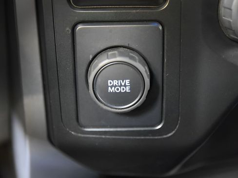Used 2023 Ford F150 XLT RWD image 21
