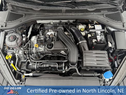 Used 2024 Volkswagen Jetta Sport image 10