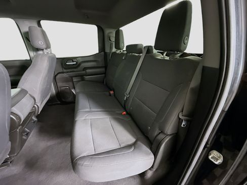 Used 2020 Chevrolet Silverado 1500 Custom w/ Custom Value Package AWD/4WD image 23