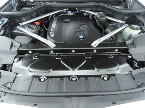 Used 2026 BMW X5 sDrive40i image 31