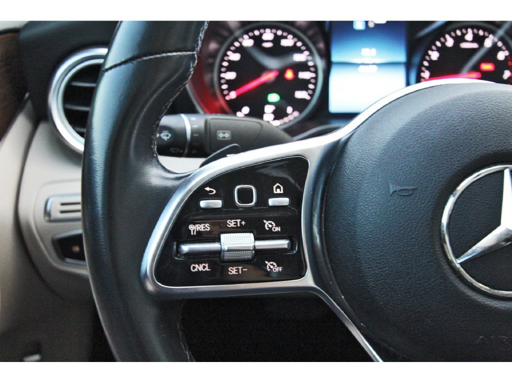 Used 2019 Mercedes-Benz C 300 4MATIC Sedan image 20