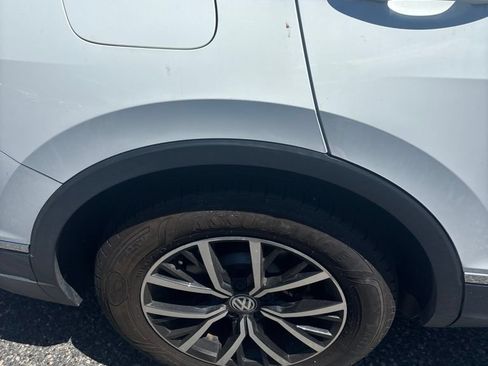 Used 2021 Volkswagen Tiguan S FWD image 39