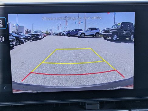 Used 2025 Hyundai Kona SEL FWD image 21