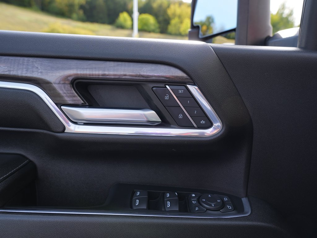 Certified 2024 Chevrolet Silverado 3500 LTZ w/ LTZ Premium Package AWD/4WD image 17