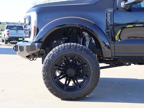 New 2025 Ford F250 Lariat w/ Lariat Ultimate Package AWD/4WD image 4