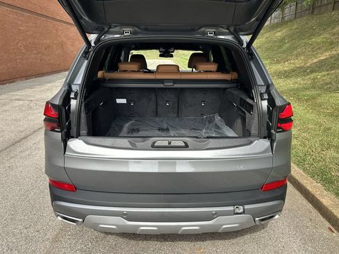 Used 2026 BMW X5 xDrive40i AWD/4WD image 25