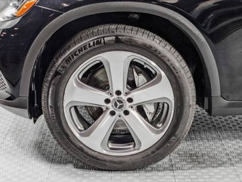 Used 2018 Mercedes-Benz GLC 300 4MATIC Coupe image 33