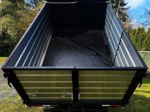 New 2024 Isuzu NPR image 3