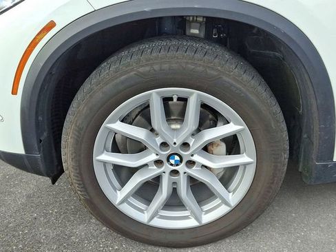 Used 2022 BMW X5 xDrive40i w/ Luxury Seating Package image 9