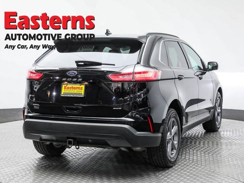 Used 2022 Ford Edge SEL w/ Sport Appearance Package image 5