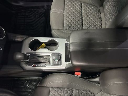 Used 2020 Chevrolet Blazer LT FWD image 27