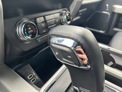 Used 2019 Ford F150 Lariat w/ Equipment Group 502A Luxury AWD/4WD image 77