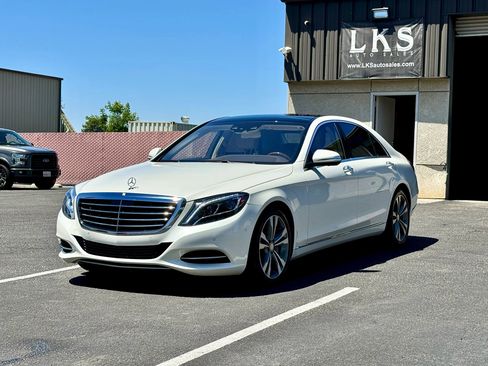 Used 2015 Mercedes-Benz S 550 Sedan image 3