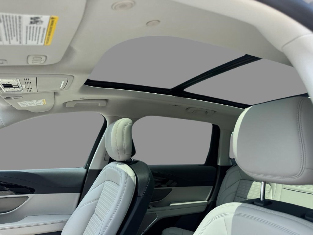 New 2026 Lincoln Nautilus Reserve AWD/4WD image 15