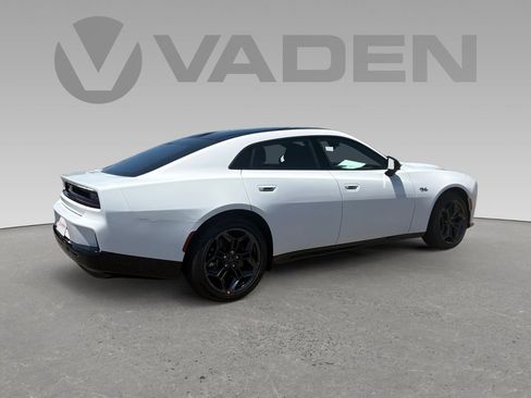 New 2026 Dodge Charger R/T AWD/4WD image 15