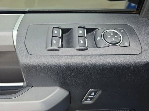 Certified 2017 Ford F150 XLT w/ Equipment Group 302A Luxury AWD/4WD image 20
