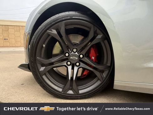 Used 2023 Chevrolet Camaro SS RWD image 10