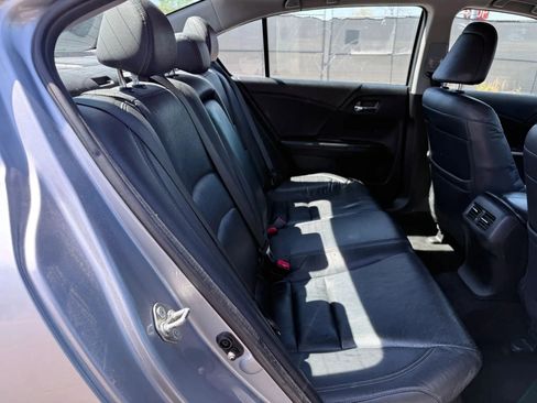 Used 2017 Honda Accord EX-L image 20