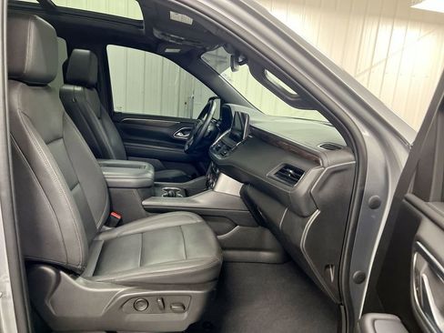 Used 2023 Chevrolet Tahoe Z71 w/ Luxury Package AWD/4WD image 22