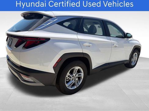 Certified 2026 Hyundai Tucson SE FWD image 6