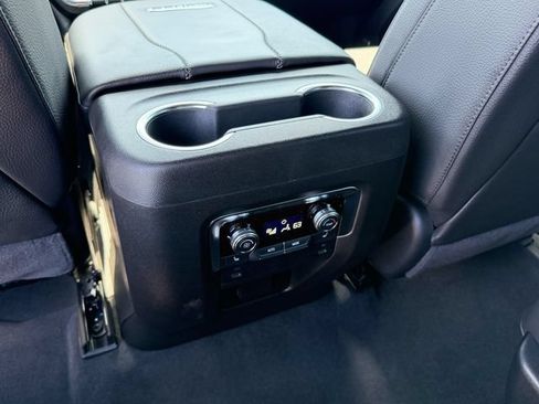 New 2026 GMC Yukon Denali AWD/4WD image 15