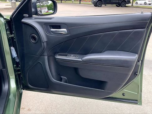 Used 2022 Dodge Charger SXT w/ Plus Group RWD image 21