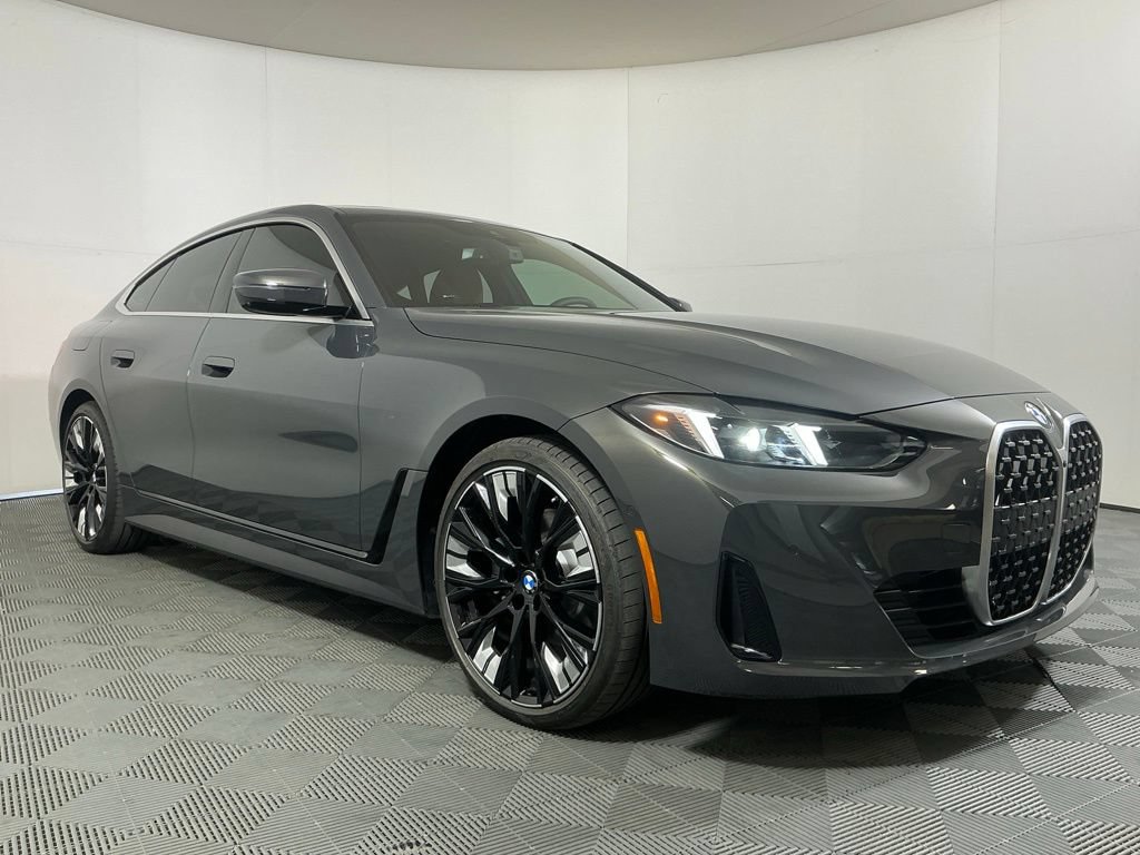New 2026 BMW 430i w/ Premium Package RWD image 4
