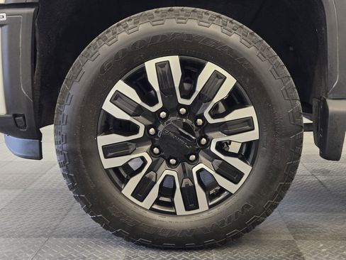 Used 2024 GMC Sierra 2500 Denali Ultimate image 10