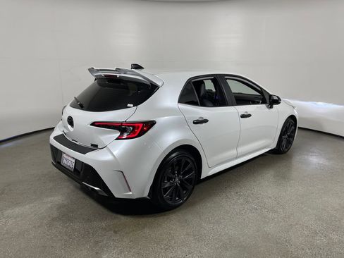 Certified 2026 Toyota Corolla XSE FWD image 3