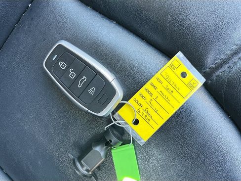 Used 2018 MAZDA MAZDA3 Touring FWD image 34