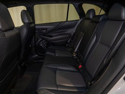 Used 2022 Subaru Outback Wilderness image 9