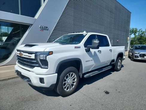 Used 2025 Chevrolet Silverado 2500 LTZ w/ Z71 Chrome Sport Edition AWD/4WD image 1