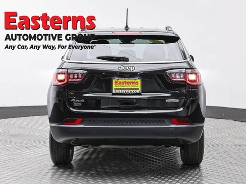 Used 2024 Jeep Compass Latitude AWD/4WD image 6