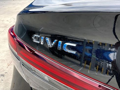 Used 2025 Honda Civic Sport Touring image 10