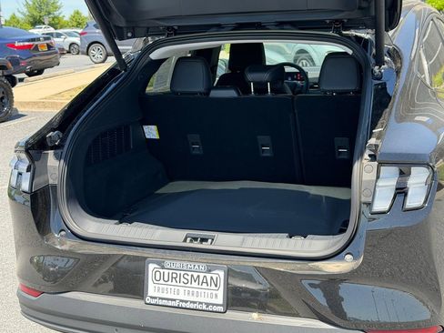 Used 2025 Ford Mustang Mach-E Premium AWD/4WD image 18
