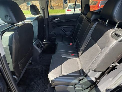 Used 2018 Volkswagen Atlas SE FWD image 24