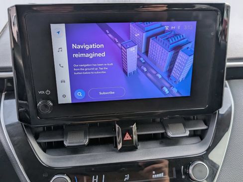 Used 2023 Toyota Corolla LE image 23