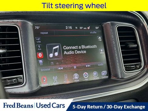 Used 2016 Dodge Charger SXT image 18