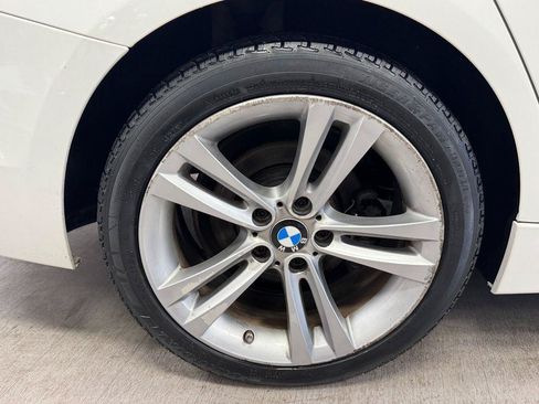 Used 2017 BMW 330i xDrive Sedan AWD/4WD image 37