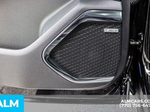 Used 2025 Chevrolet Traverse LT w/ Enhanced Driving Package image 61