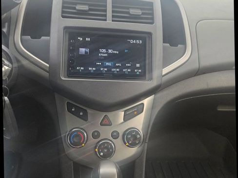 Used 2015 Chevrolet Sonic LS image 10