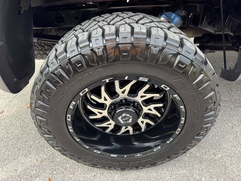 Used 2012 Ford F150 Raptor w/ Raptor Luxury Pkg image 23