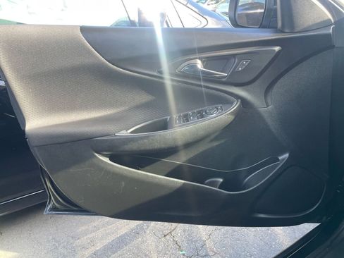 Used 2023 Chevrolet Malibu LT image 18