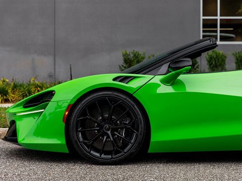 New 2026 McLaren Artura Spider RWD image 24