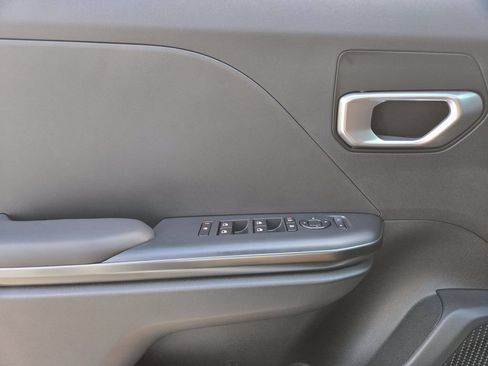 New 2026 Kia K4 FWD image 18