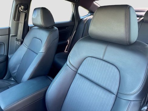 Used 2025 Honda Civic Sport Touring image 22