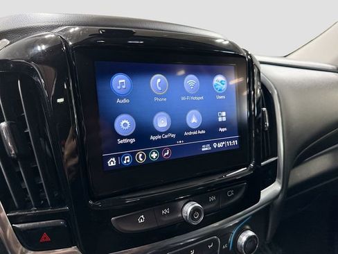 Used 2021 Chevrolet Traverse LT w/ LPO, Blackout Package AWD/4WD image 16
