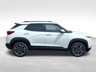 New 2026 Chevrolet TrailBlazer LT w/ Convenience Package FWD video 2
