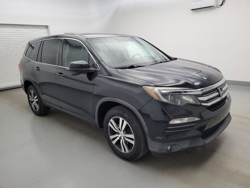 Used 2017 Honda Pilot EX image 11