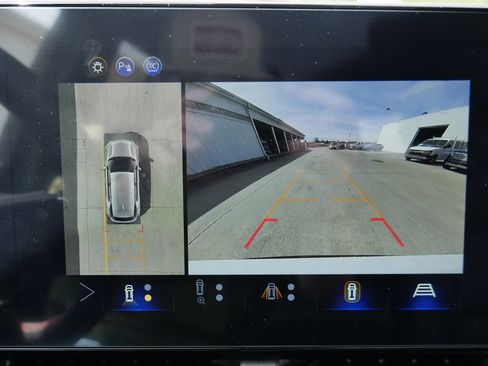 New 2026 Chevrolet Equinox RS AWD/4WD image 17